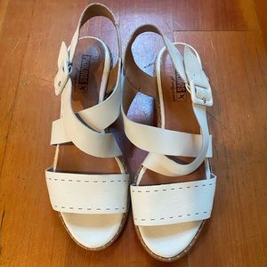 Pikolinos Blane sandal
